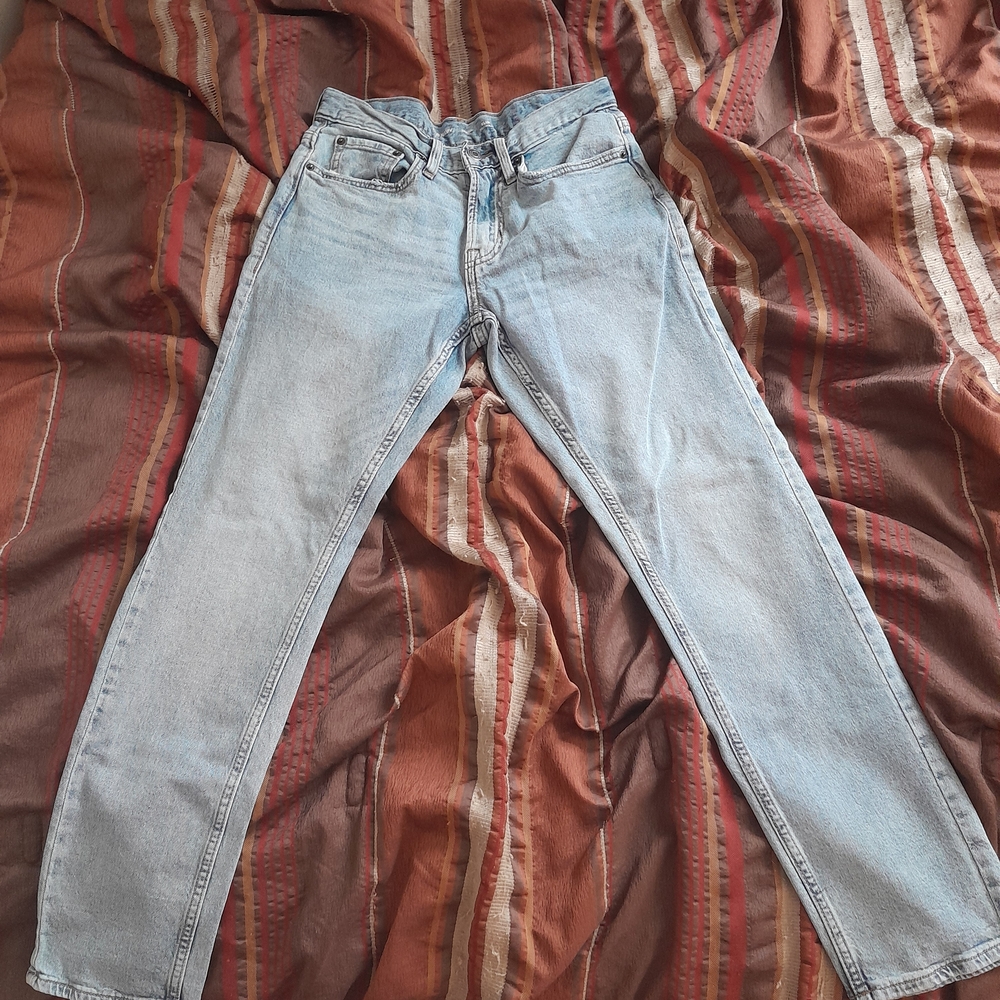Old Navy Men's Slim Fit Jeans in Light Blue
